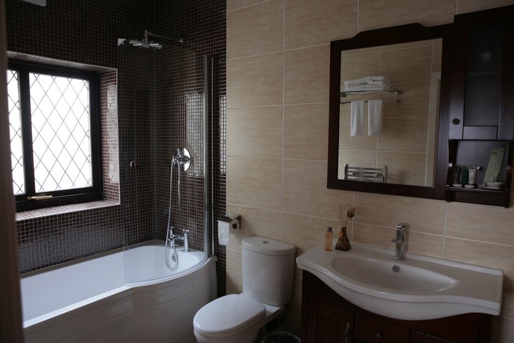 The Plough Inn Поклінґтон Номер фото