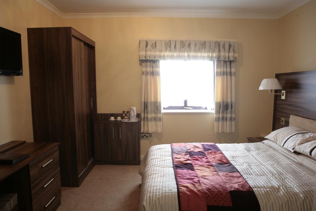 The Plough Inn Поклінґтон Номер фото